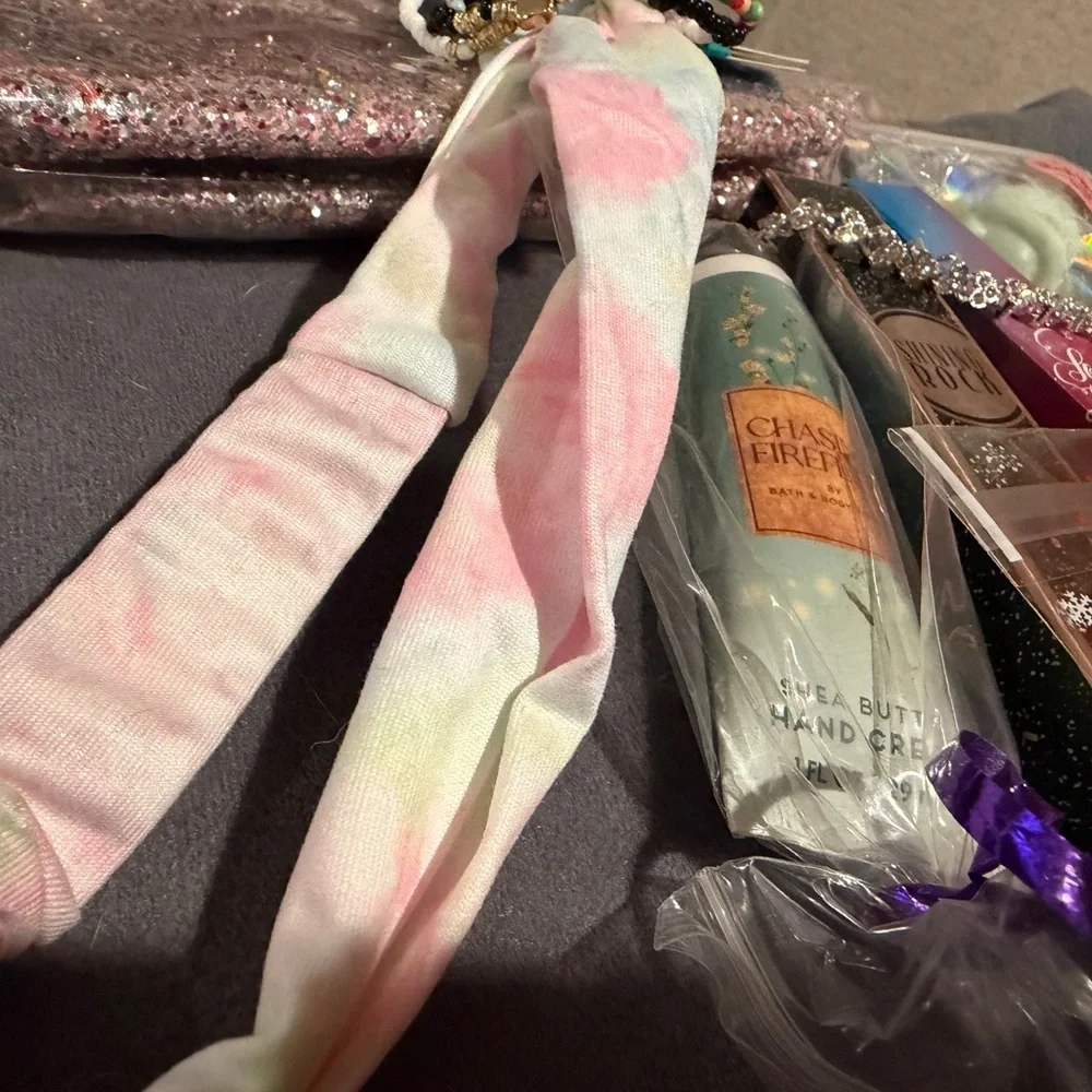 Pre Teen Spa Gift Set Travel Beauty Kit Sleepover Glam NWT